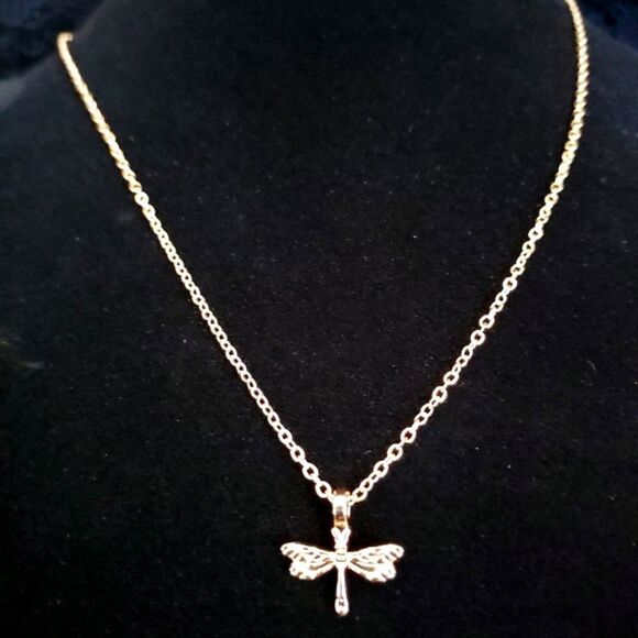 GOLD PLATED FREE SPIRIT DRAGONFLY PENDANT NECKLACE WITH INSPIRATIONAL CARD - Picture 8 of 10